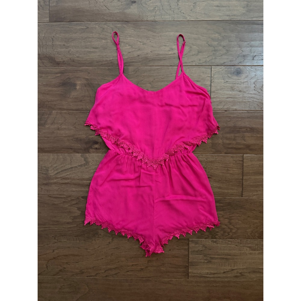 NWT Cecico Lace Trim Romper Womens Small Hot Pink New Crochet Layered Sunsuit